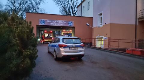 Policja przed Szpitalem Wolskim