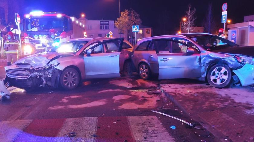 Wypadek dwóch aut w Piasecznie 
