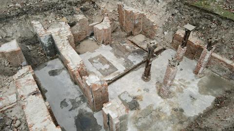 Archeolodzy odkopali fundamenty pasażu Simonsa