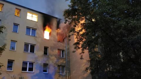 Nastolatek zginął w pożarze w Pruszkowie. Relacja reportera tvnwarszawa.pl